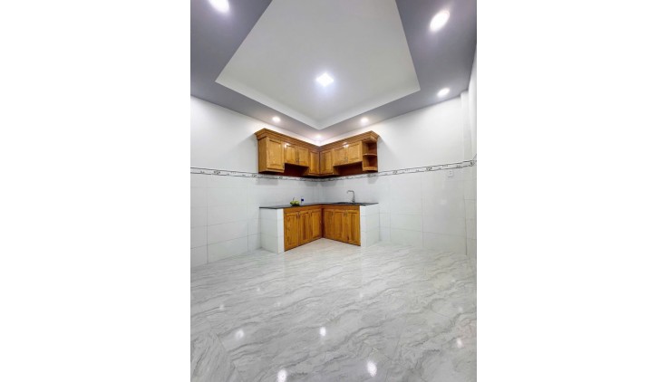 GẦN BỐN XÃ, NGAY LÊ VĂN QUỚI, 43M2, 3 TẦNG, HẺM XE HƠI, SỔ NỞ HẬU GIÁ NHỈNH 4 TỶ